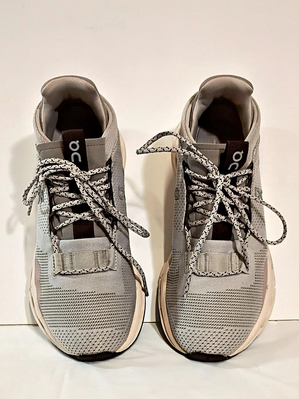 On Cloud 5 Women's Athletic Shoes Gray US 7.5